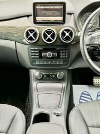 MERCEDES-BENZ B CLASS
