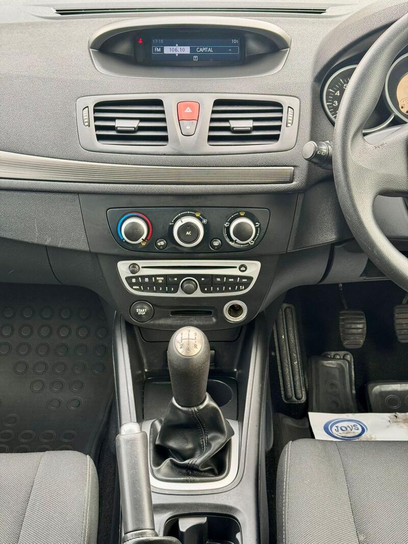 RENAULT MEGANE