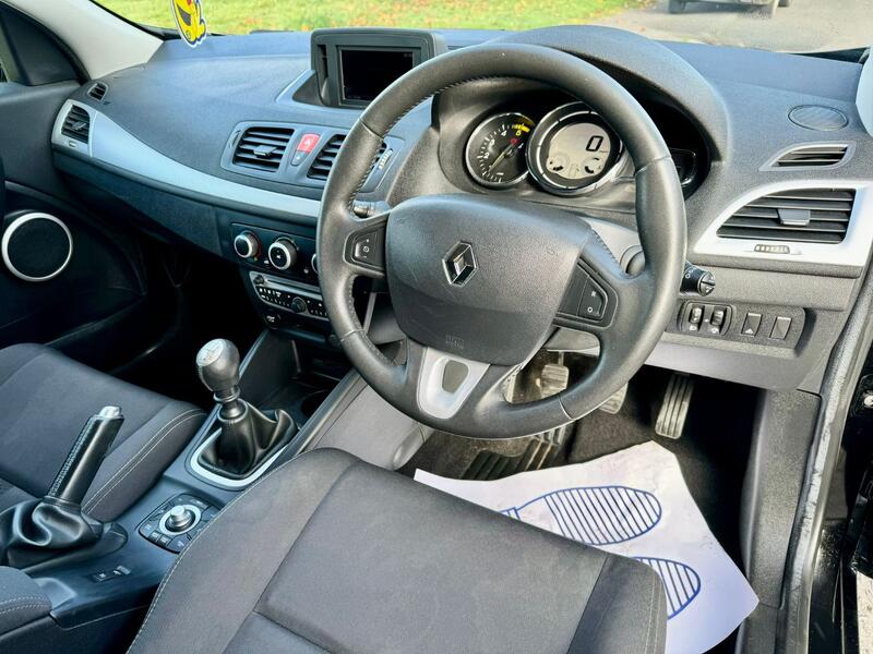RENAULT MEGANE