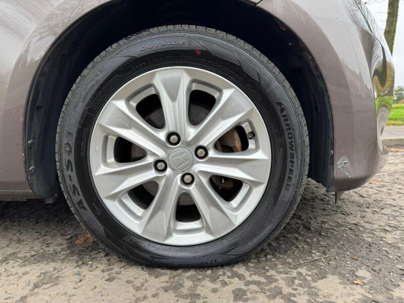 HONDA JAZZ