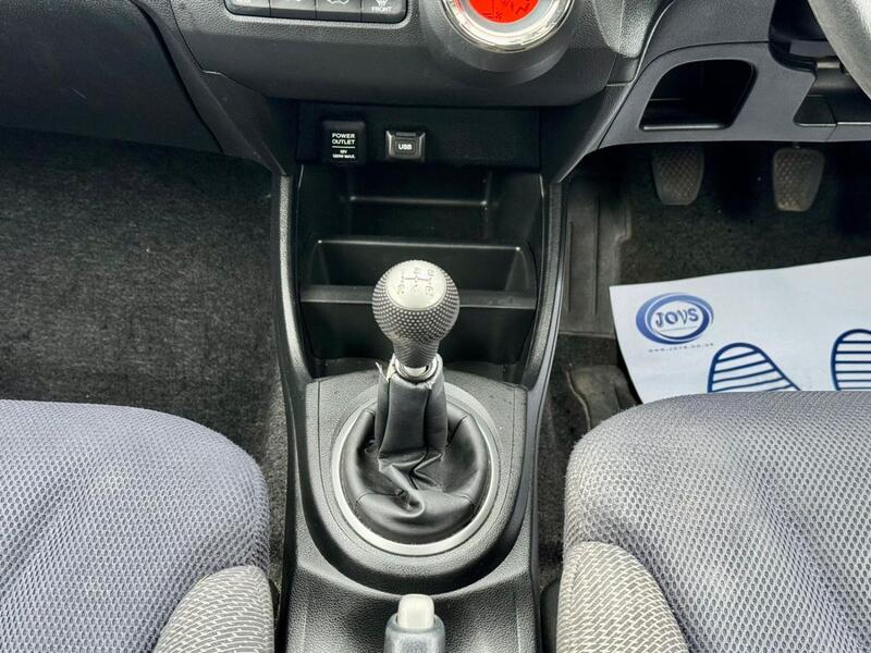 HONDA JAZZ