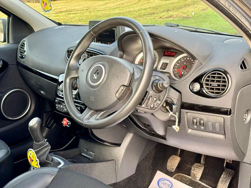RENAULT CLIO