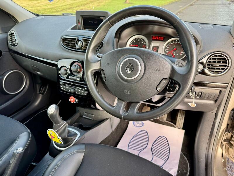 RENAULT CLIO