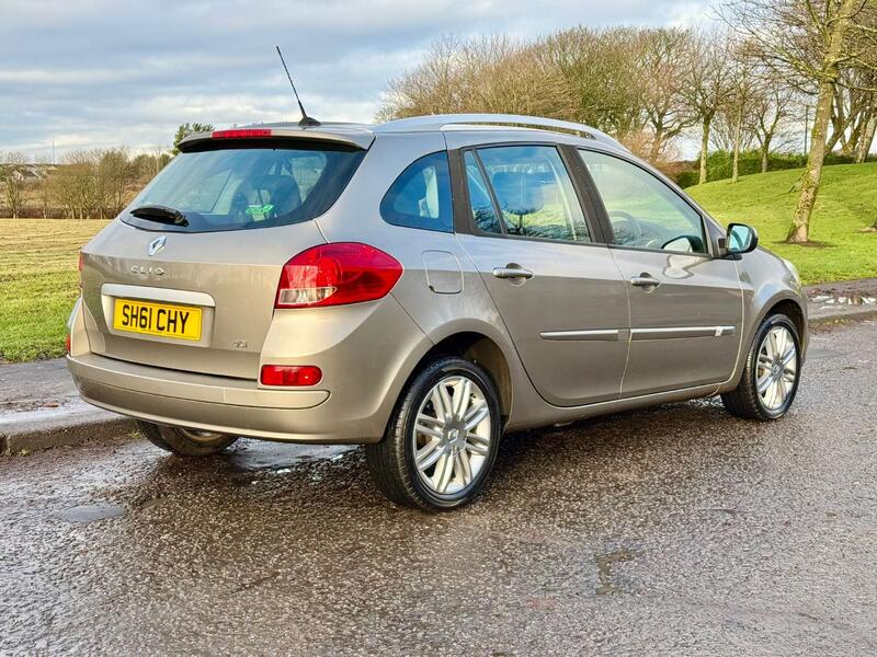 RENAULT CLIO