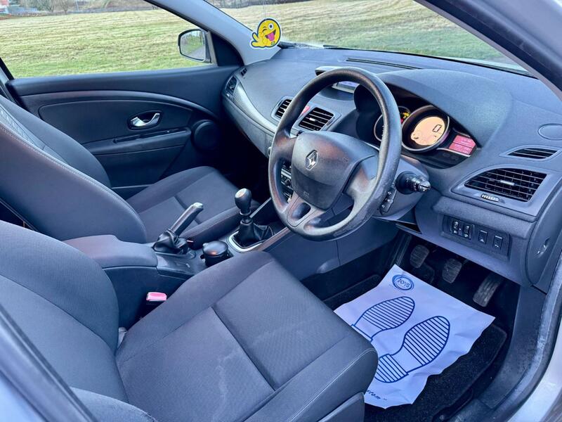 RENAULT MEGANE