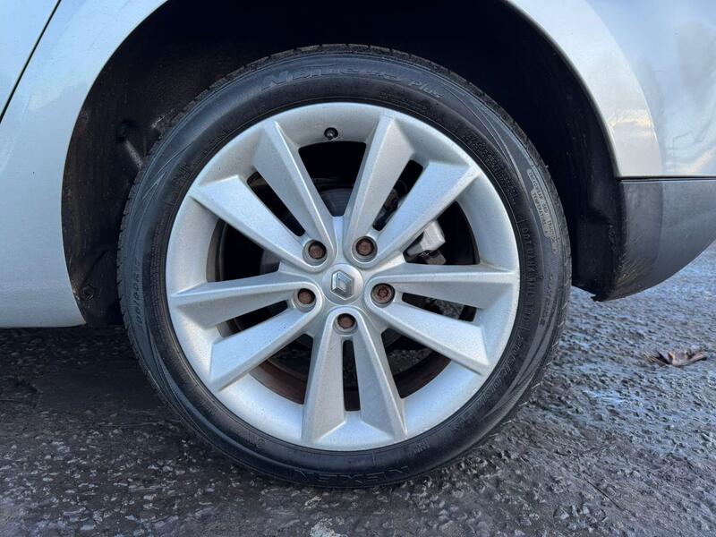 RENAULT MEGANE