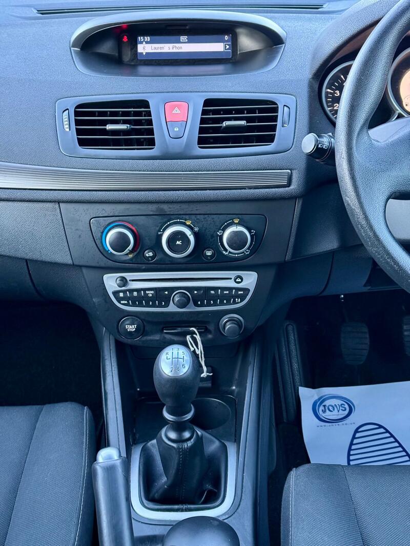 RENAULT MEGANE