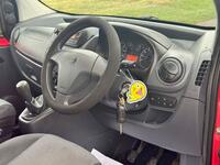 PEUGEOT BIPPER