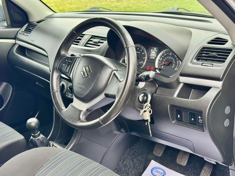 SUZUKI SWIFT