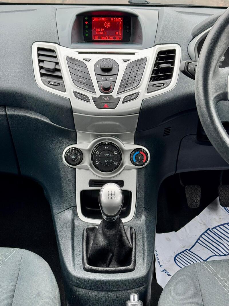 FORD FIESTA