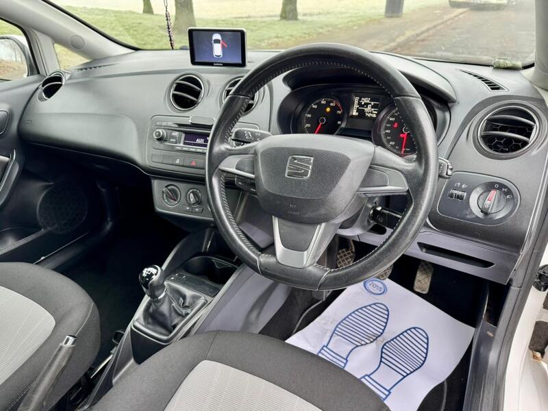 SEAT IBIZA