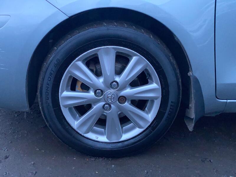 TOYOTA YARIS
