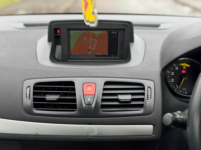 RENAULT MEGANE