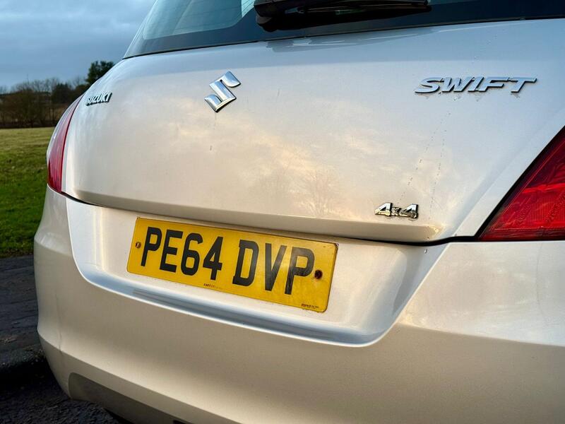 SUZUKI SWIFT