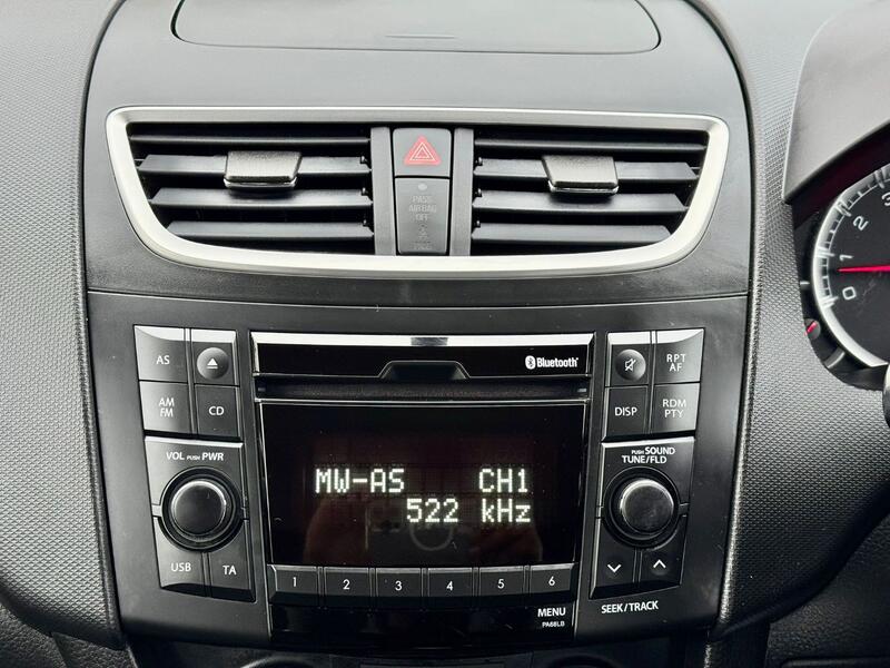 SUZUKI SWIFT