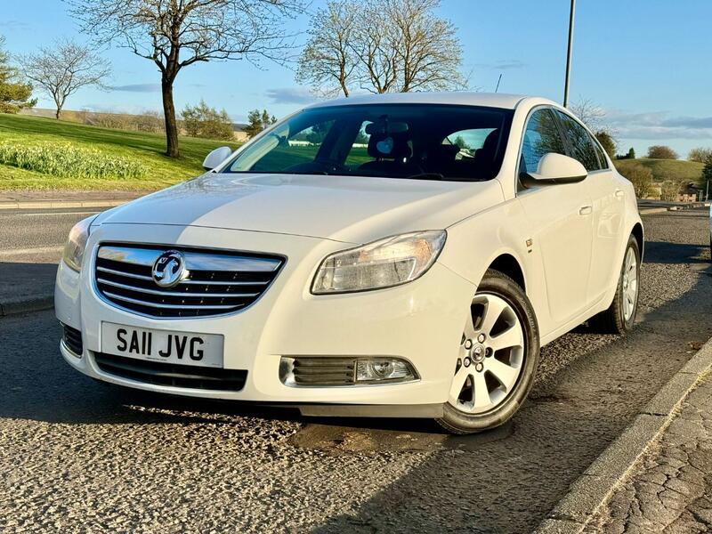 VAUXHALL INSIGNIA