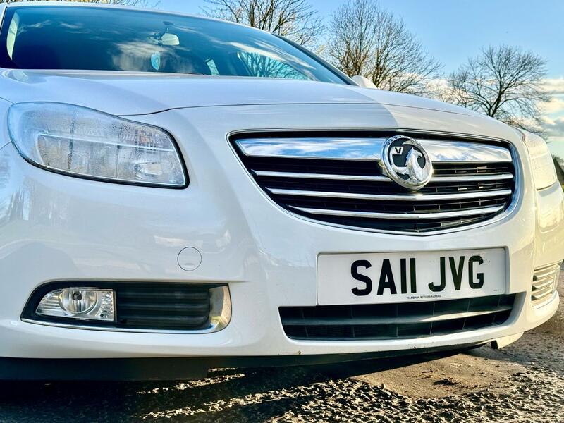 VAUXHALL INSIGNIA