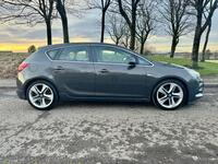 VAUXHALL ASTRA