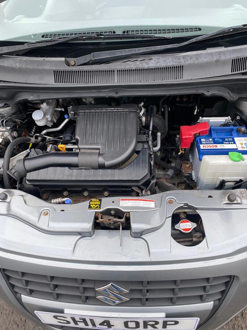 SUZUKI SPLASH