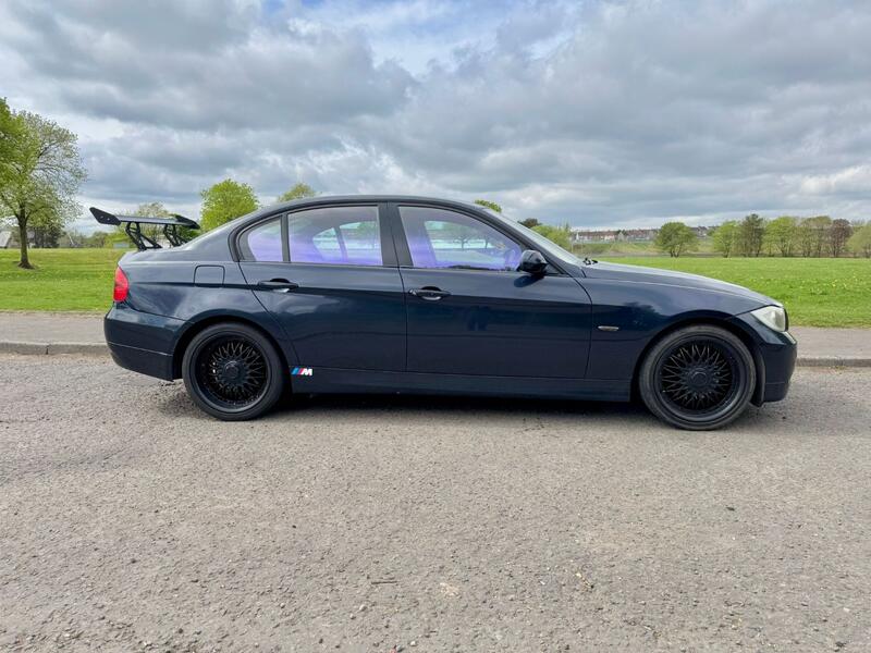 BMW 3 SERIES