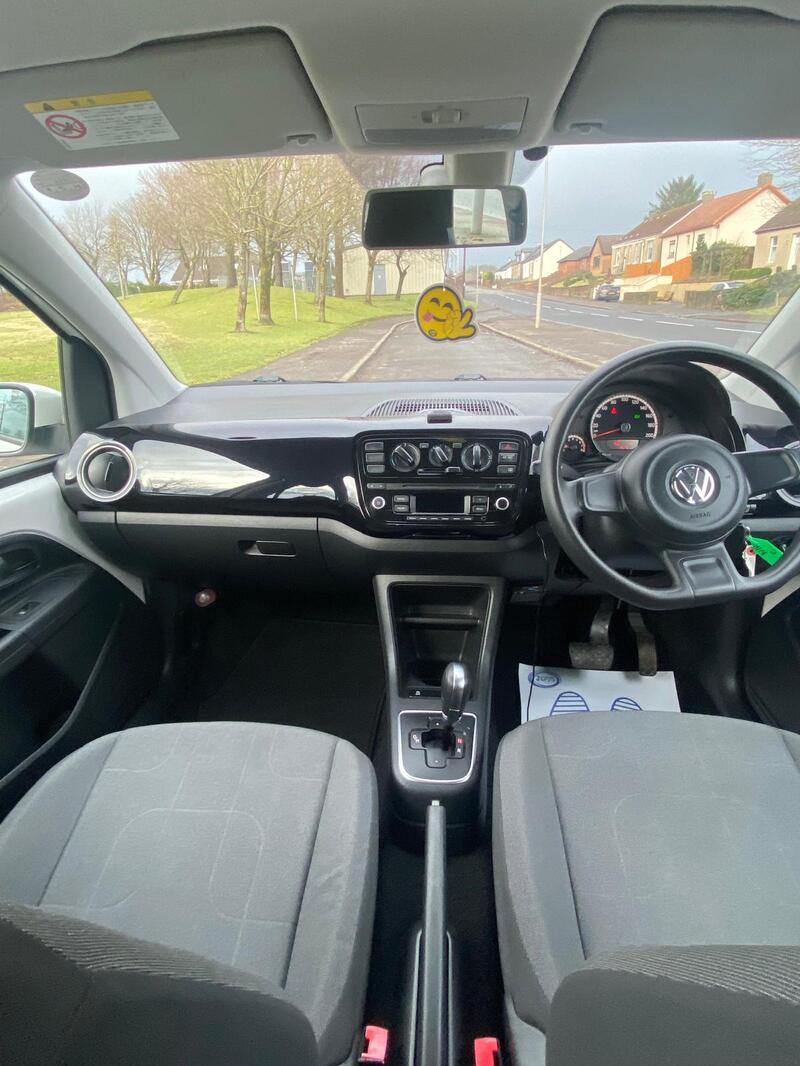 VOLKSWAGEN UP