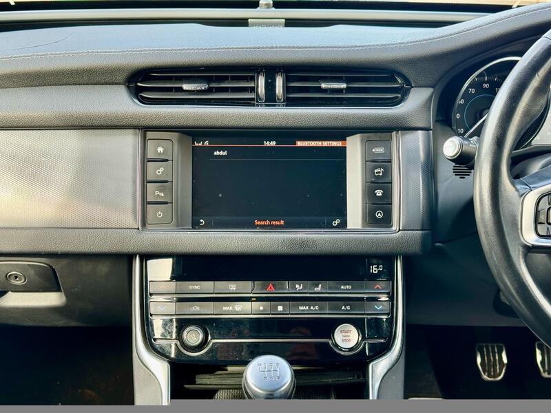 JAGUAR XF