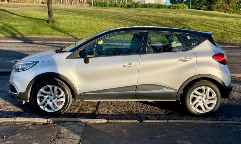 RENAULT CAPTUR