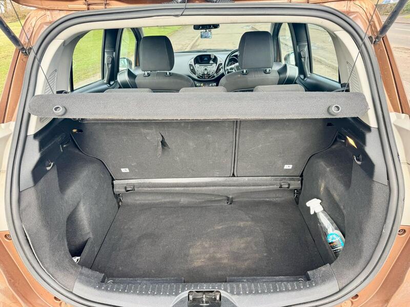 FORD B-MAX