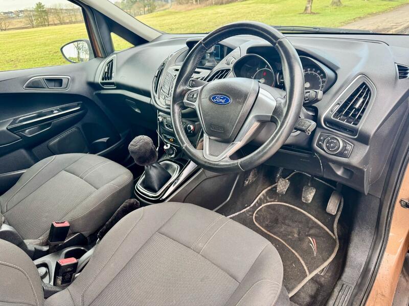 FORD B-MAX