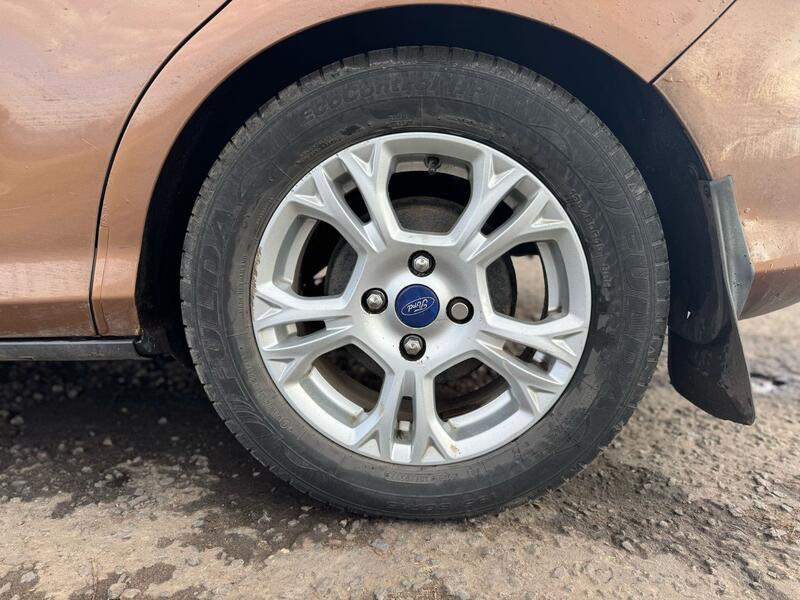 FORD B-MAX