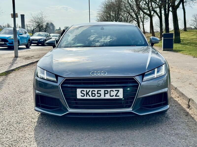 AUDI TT