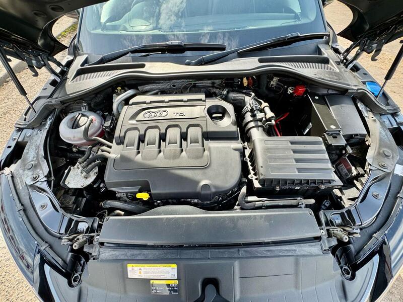 AUDI TT