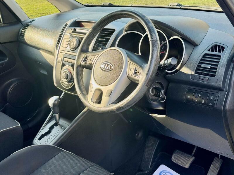 KIA VENGA
