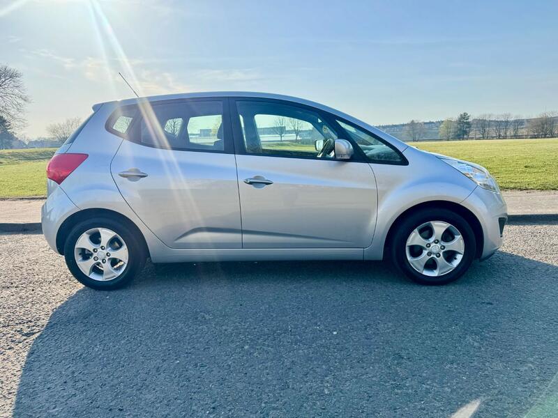 KIA VENGA