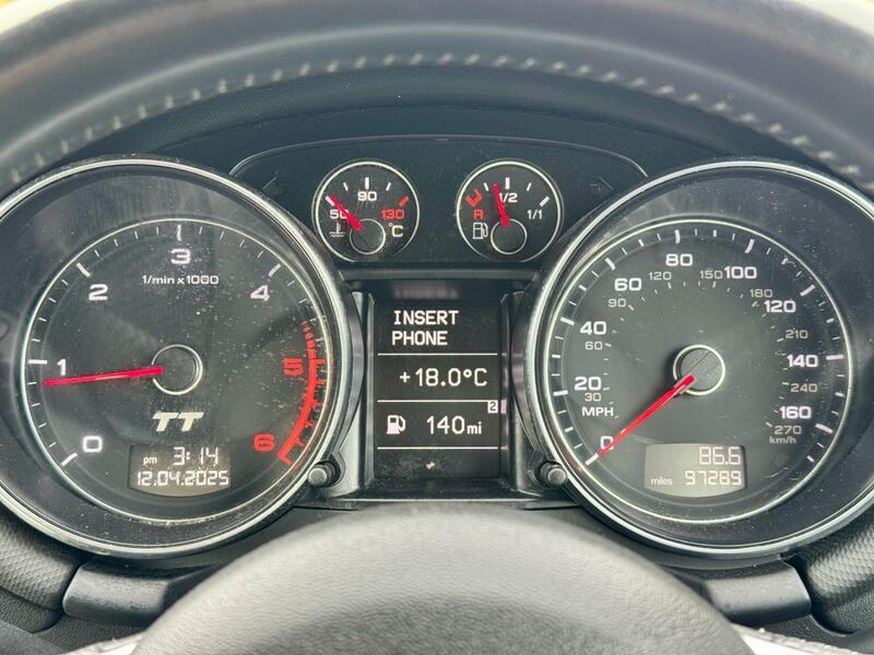 AUDI TT