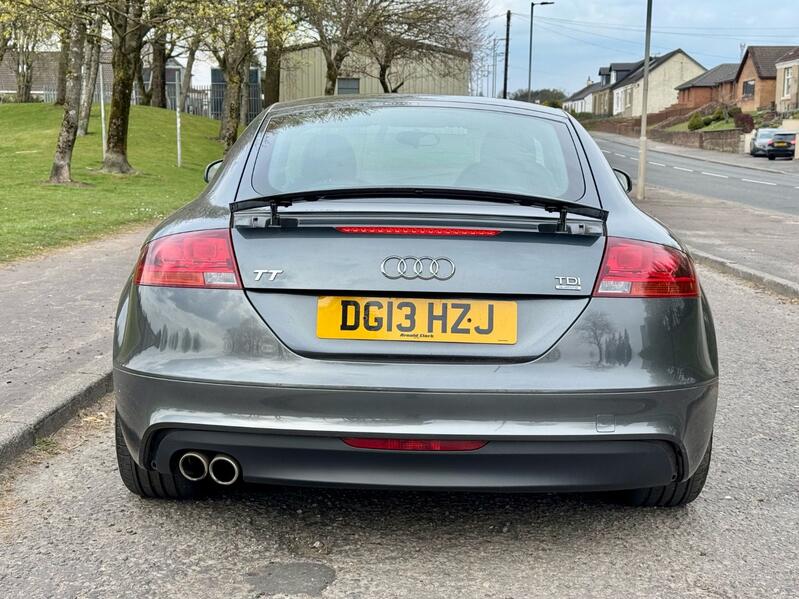 AUDI TT