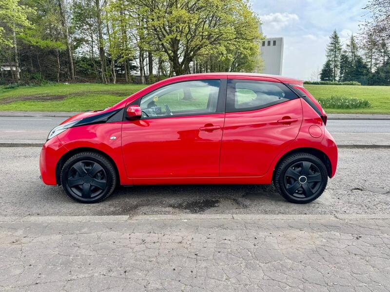 TOYOTA AYGO