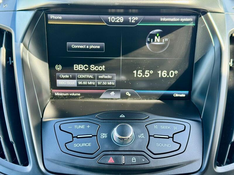 FORD KUGA