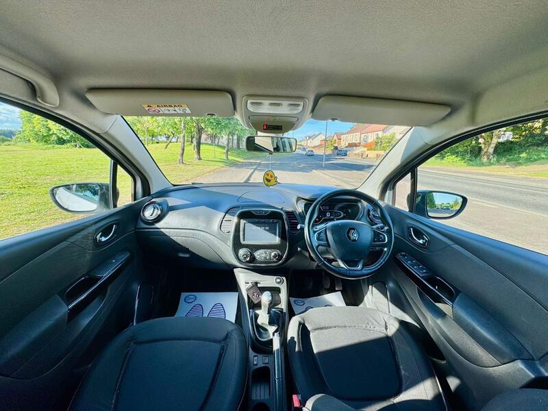 RENAULT CAPTUR