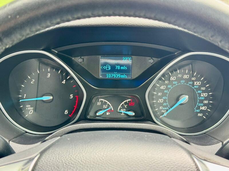 FORD FOCUS