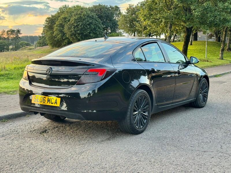 VAUXHALL INSIGNIA