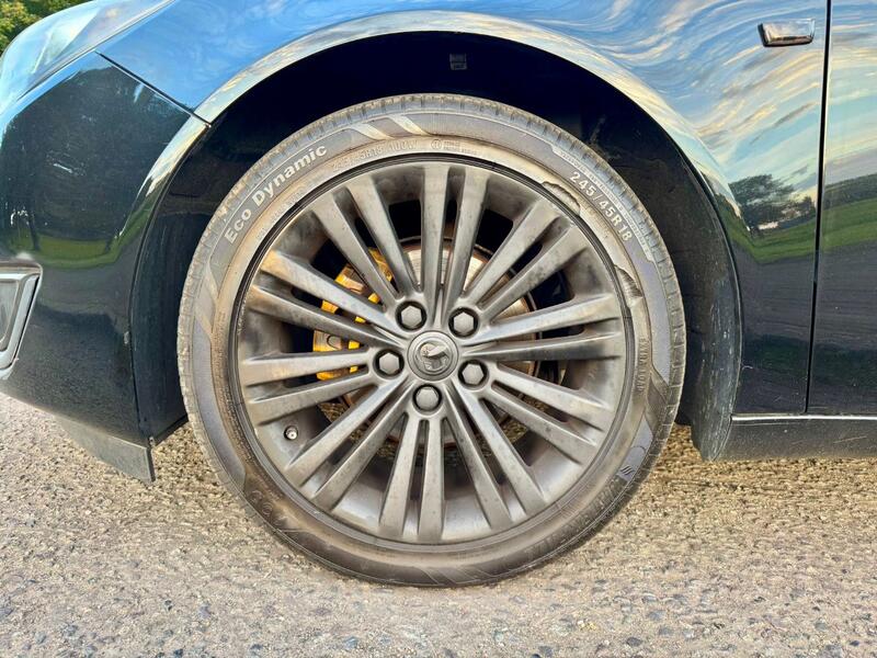 VAUXHALL INSIGNIA