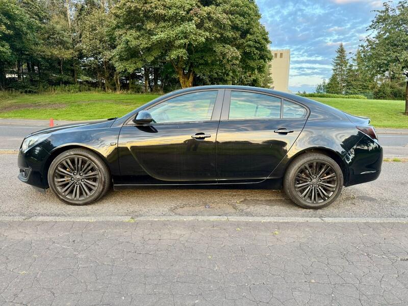 VAUXHALL INSIGNIA