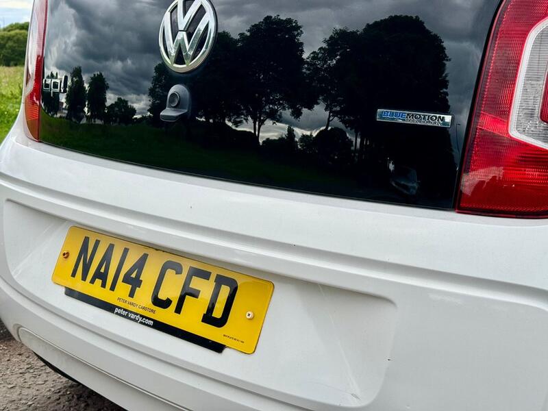 VOLKSWAGEN UP