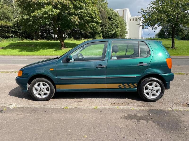 VOLKSWAGEN POLO